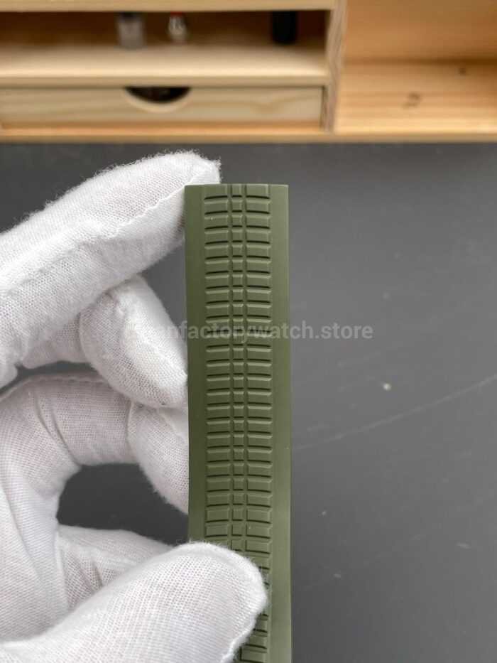 BBF Factory Patek Philippe Aquanaut 40mm 5168G-010 White Gold Rubber Strap Avocado Green Dial - Image 9