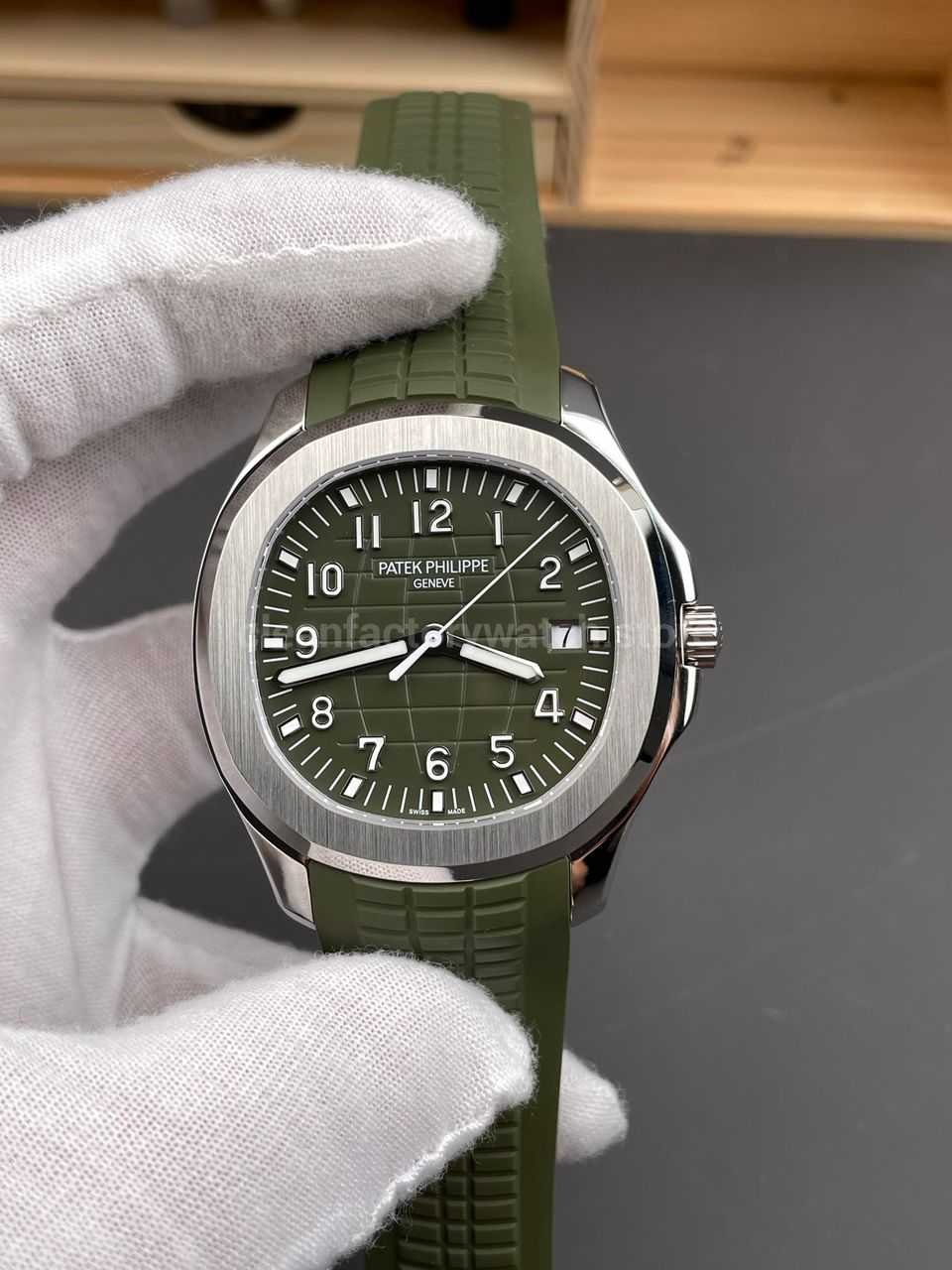 BBF Factory Patek Philippe Aquanaut 40mm 5168G-010 White Gold Rubber Strap Avocado Green Dial