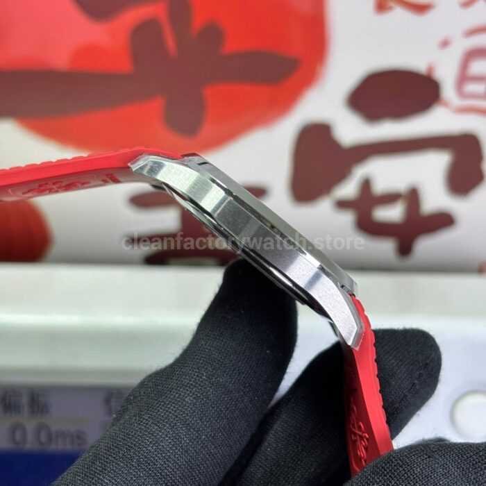 DDF Factory Patek Philippe Aquanaut 5167 40mm Steel Red Rubber Strap Arabic Numerals Black Dial - Image 5