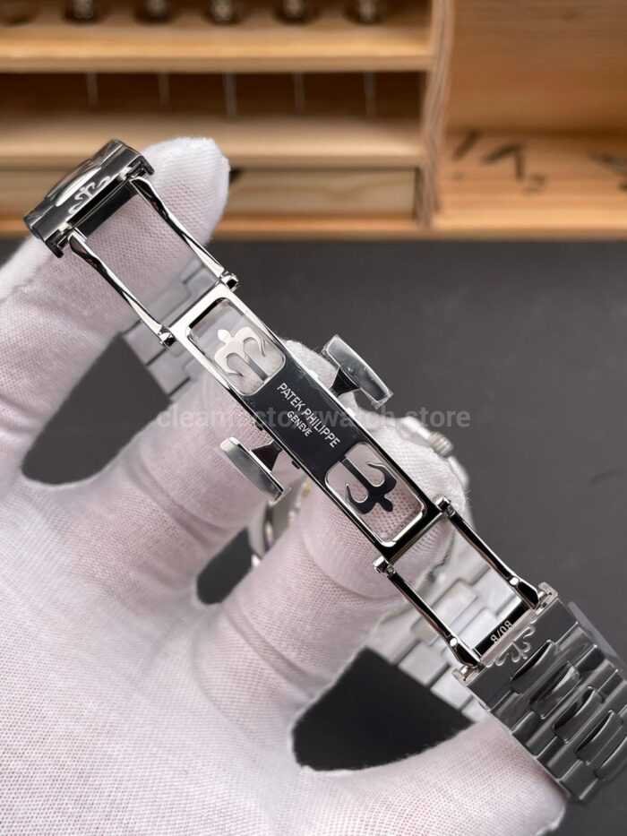 DDF Factory Patek Philippe Nautilus 41mm 5811/1G-001 White Gold Blue Dial - Image 9