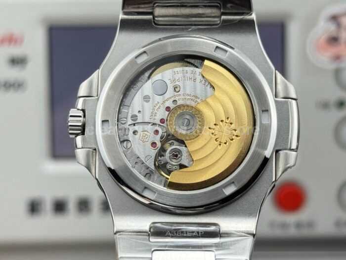 E7 Factory Patek Philippe Emerald Nautilus 5711-130P-001 40mm Full Diamond Bezel  Platinum Gray Dial - Image 7