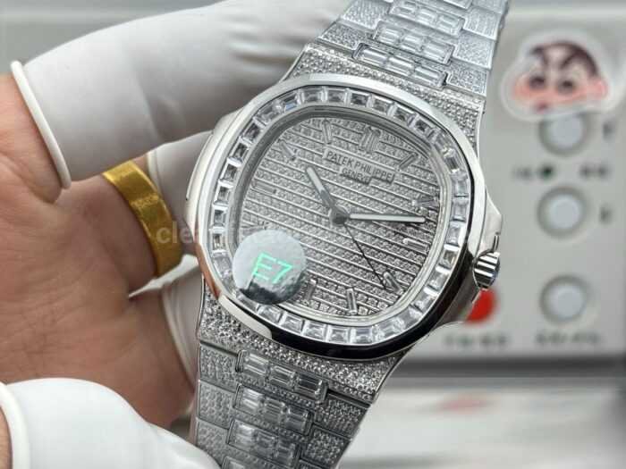 E7 Factory Patek Philippe Nautilus 5711 40mm White Gold Diamond Bezel Baguette Diamond Dial - Image 3