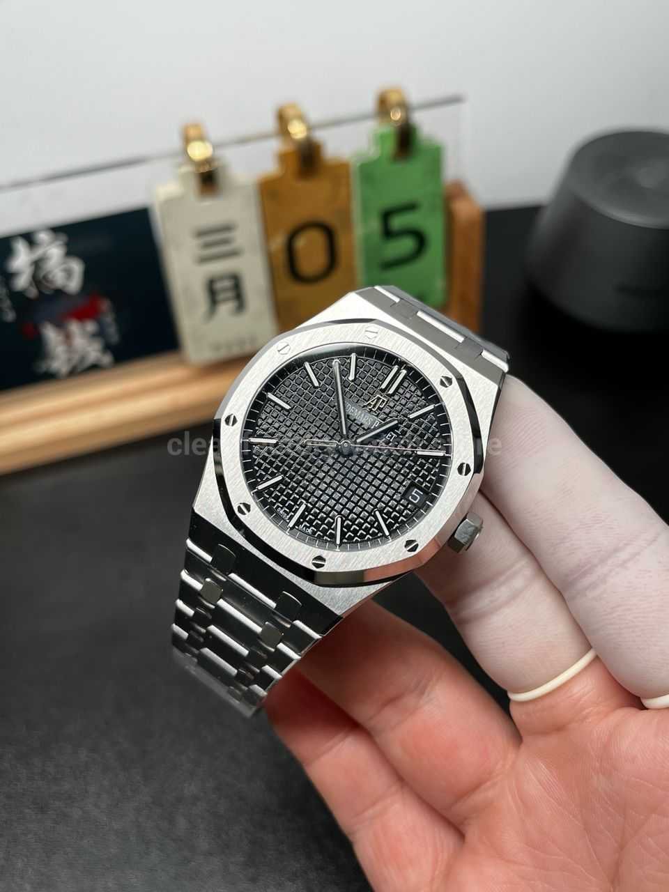 Audemars Piguet Royal Oak 15400 and 15500 replica guide Super Clone Watch,Clean Factory Watch