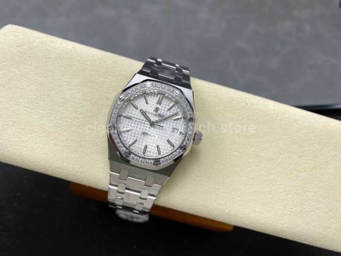 IPF Factory Audemars Piguet Royal Oak 15450ST.OO.1256ST.01 37mm Stainless Steel Diamond Bezel Silver Dial - Image 5