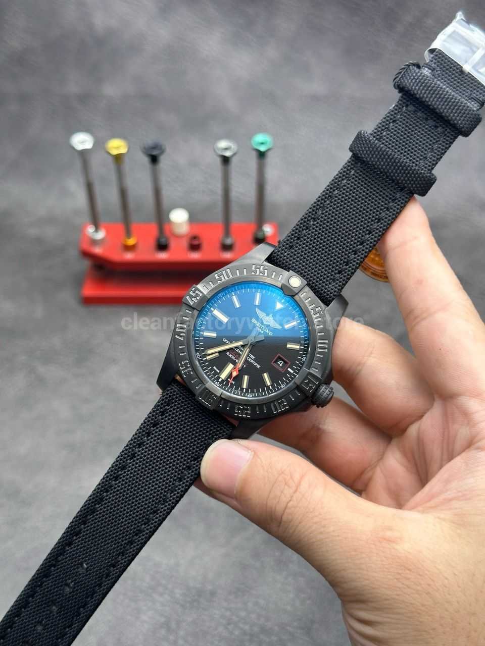 Breitling Avenger military tool watch replica review Super Clone Watch,Clean Factory Watch