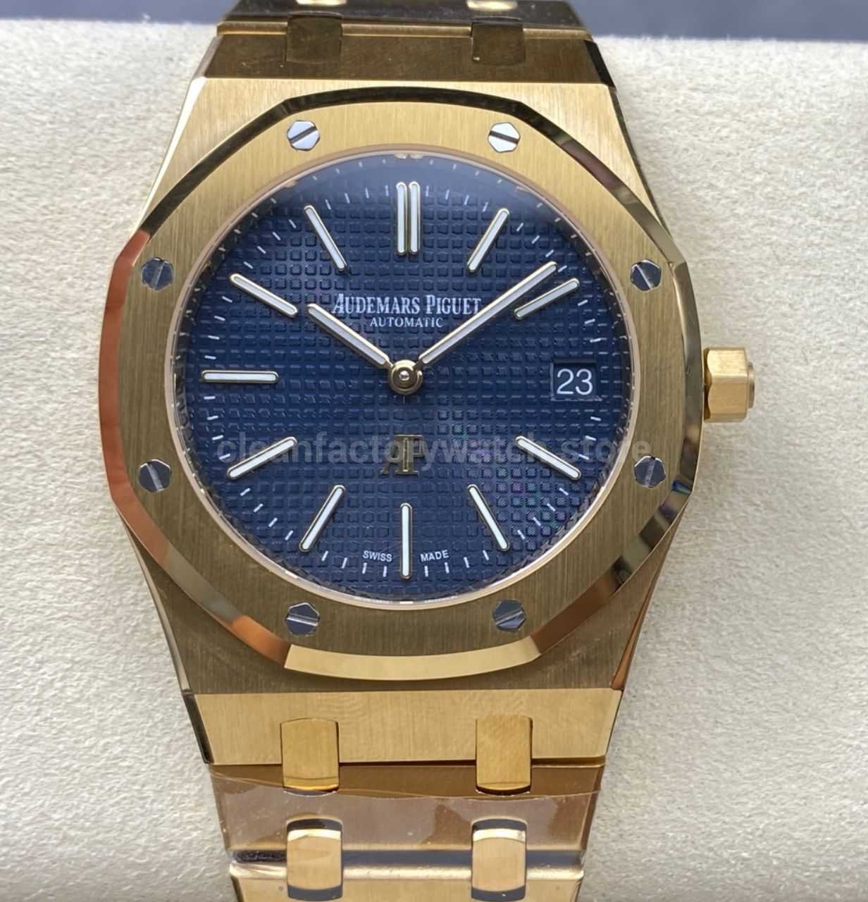 IPF Factory Audemars Piguet Royal Oak Jumbo 15202BA.OO.1240BA.01 39mm Full Yellow Gold Blue Dial (7) IPF Factory Audemars Piguet Royal Oak Jumbo 15202BA 39mm full yellow gold blue dial replica watch