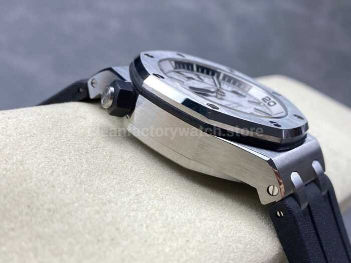 IPF Factory Audemars Piguet Royal Oak Offshore Diver 15710ST.OO.A002CA.02 42mm Black Rubber Strap White Dial - Image 5