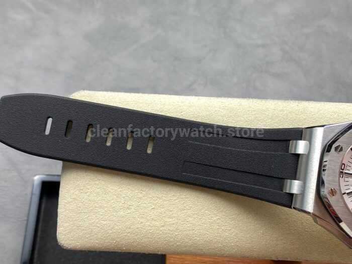 IPF Factory Audemars Piguet Royal Oak Offshore Diver 15710ST.OO.A002CA.02 42mm Black Rubber Strap White Dial - Image 9