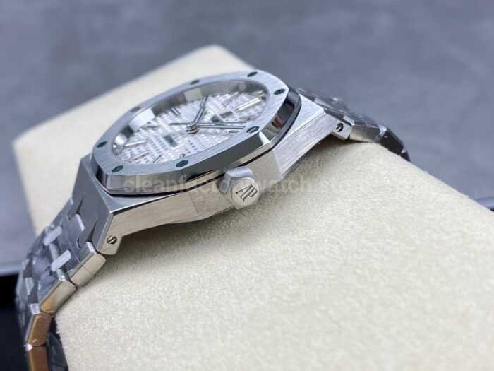 IPF Factory Audemars Piguet Royal Oak 15450ST.OO.1256ST.01 37mm Stainless Steel Silver Dial - Image 6