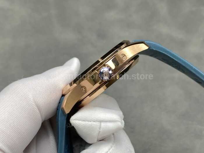 PPM Factory Patek Philippe Aquanaut 5261R-001 40mm Rose Gold Blue Rubber Strap Blue Dial - Image 4
