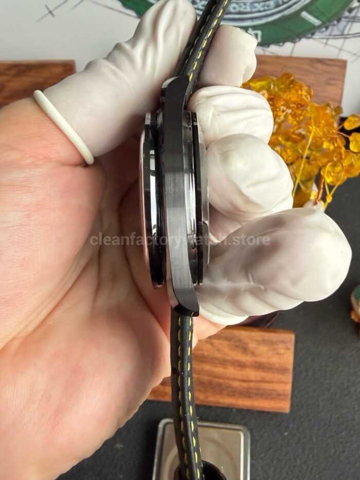 SMF Factory Omega Speedmaster Dark Side Of The Moon 310.92.44.50.01.001 44.25mm Ceramic Leather Strap Black Dial - Image 4