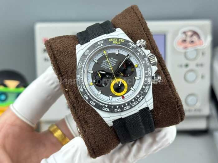 TW Factory Rolex Daytona 116500 40mm White Carbon Fiber Black Canvas Strap Black Dial - Image 4