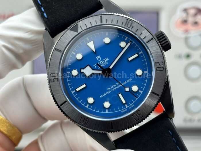 TW Factory Tudor Black Bay 79210C 41mm Leather Strap Blue Dial - Image 2