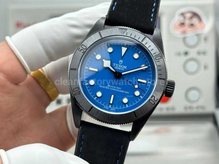 TW Factory Tudor Black Bay 79210C 41mm Leather Strap Blue Dial - Image 5