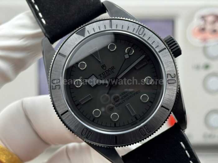 TW Factory Tudor Black Bay 79210CNU 41mm Leather Strap Black DLC-coated Black Dial - Image 2
