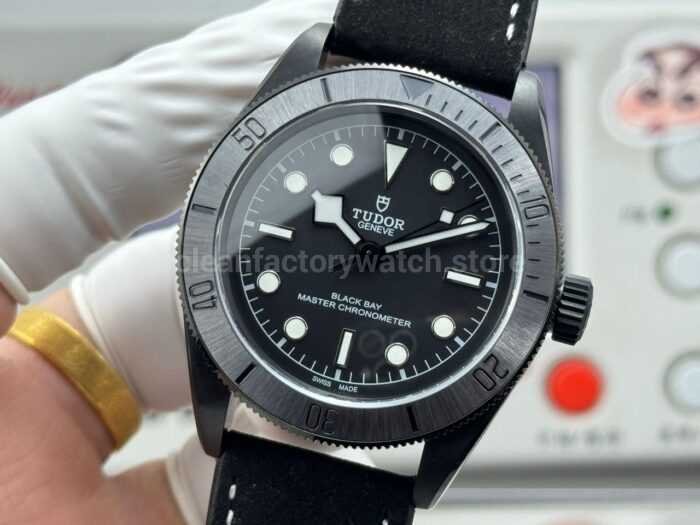TW Factory Tudor Black Bay 79210CNU 41mm Leather Strap Black Dial - Image 3