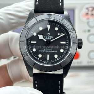 TW Factory Tudor Black Bay 79210CNU 41mm Leather Strap Black Dial