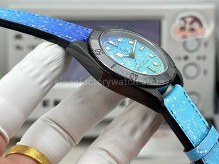 TW Factory Tudor Black Bay M79210CNU-0011 41mm Blue Leather Strap Blue Dial - Image 6