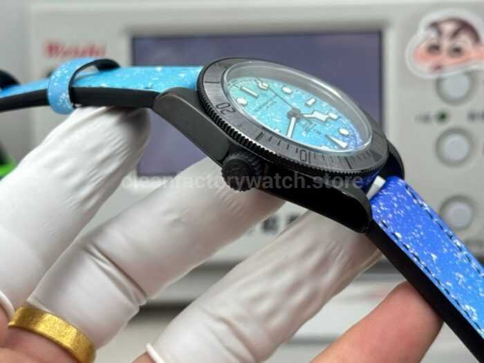 TW Factory Tudor Black Bay M79210CNU-0011 41mm Blue Leather Strap Blue Dial - Image 7