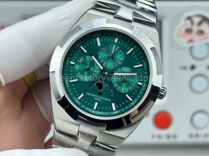 TW Factory Vacheron Constantin Overseas Perpetual Calendar 4300V 41.5mm Full Steel Green Dial - Image 3