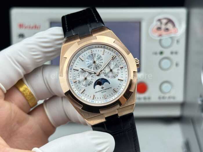 TW Factory Vacheron Constantin Overseas Perpetual Calendar 4300V120R-B064 41.5mm Rose Gold Leather Strap Silver Dial - Image 5