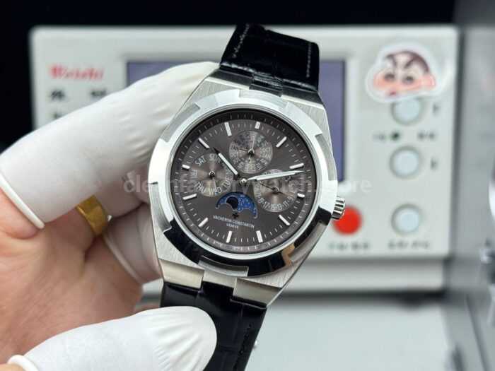 TW Factory Vacheron Constantin Overseas Perpetual Calendar 4300V120G-B102 41.5mm Leather Strap Grey Dial - Image 5