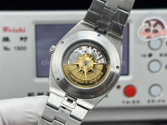 TW Factory Vacheron Constantin Overseas Perpetual Calendar 4300V220G-B945 41.5mm White Gold Blue Dial - Image 8