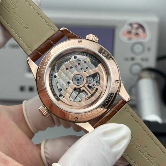 TWA Factory Jaeger-LeCoultre Master Geographic 1422521 39mm Rose Gold Brown Leather Strap Silver Dial - Image 8