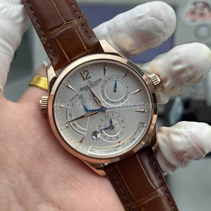 TWA Factory Jaeger-LeCoultre Master Geographic 1422521 39mm Rose Gold Brown Leather Strap Silver Dial - Image 3