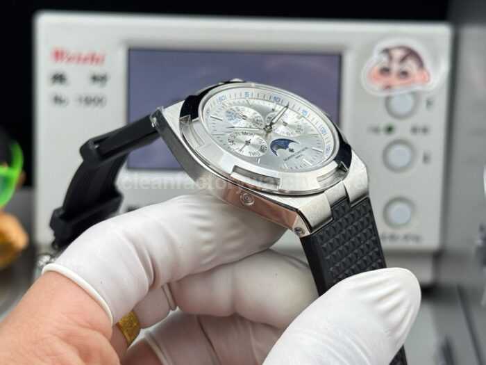 TW Factory Vacheron Constantin Overseas Perpetual Calendar 4300V 41.5mm Rubber Strap Silver Dial - Image 6