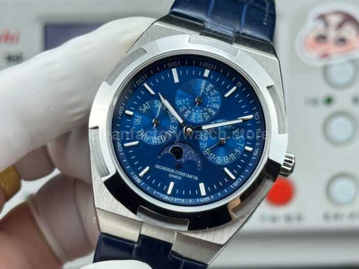 TW Factory Vacheron Constantin Overseas Perpetual Calendar 4300V220G-B945 41.5mm White Gold Leather Strap Blue Dial - Image 3