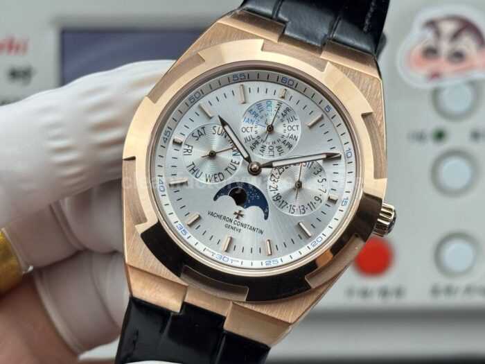 TW Factory Vacheron Constantin Overseas Perpetual Calendar 4300V120R-B064 41.5mm Rose Gold Leather Strap Silver Dial - Image 3