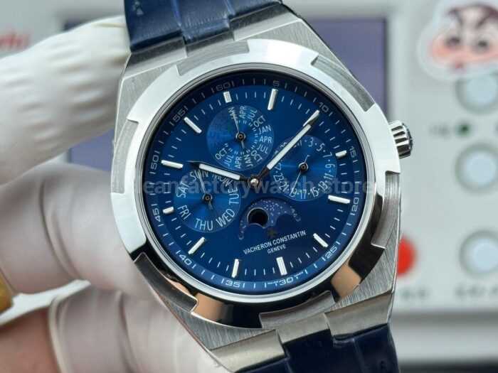 TW Factory Vacheron Constantin Overseas Perpetual Calendar 4300V220G-B945 41.5mm White Gold Leather Strap Blue Dial - Image 2