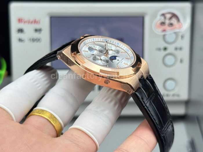 TW Factory Vacheron Constantin Overseas Perpetual Calendar 4300V120R-B064 41.5mm Rose Gold Leather Strap Silver Dial - Image 6