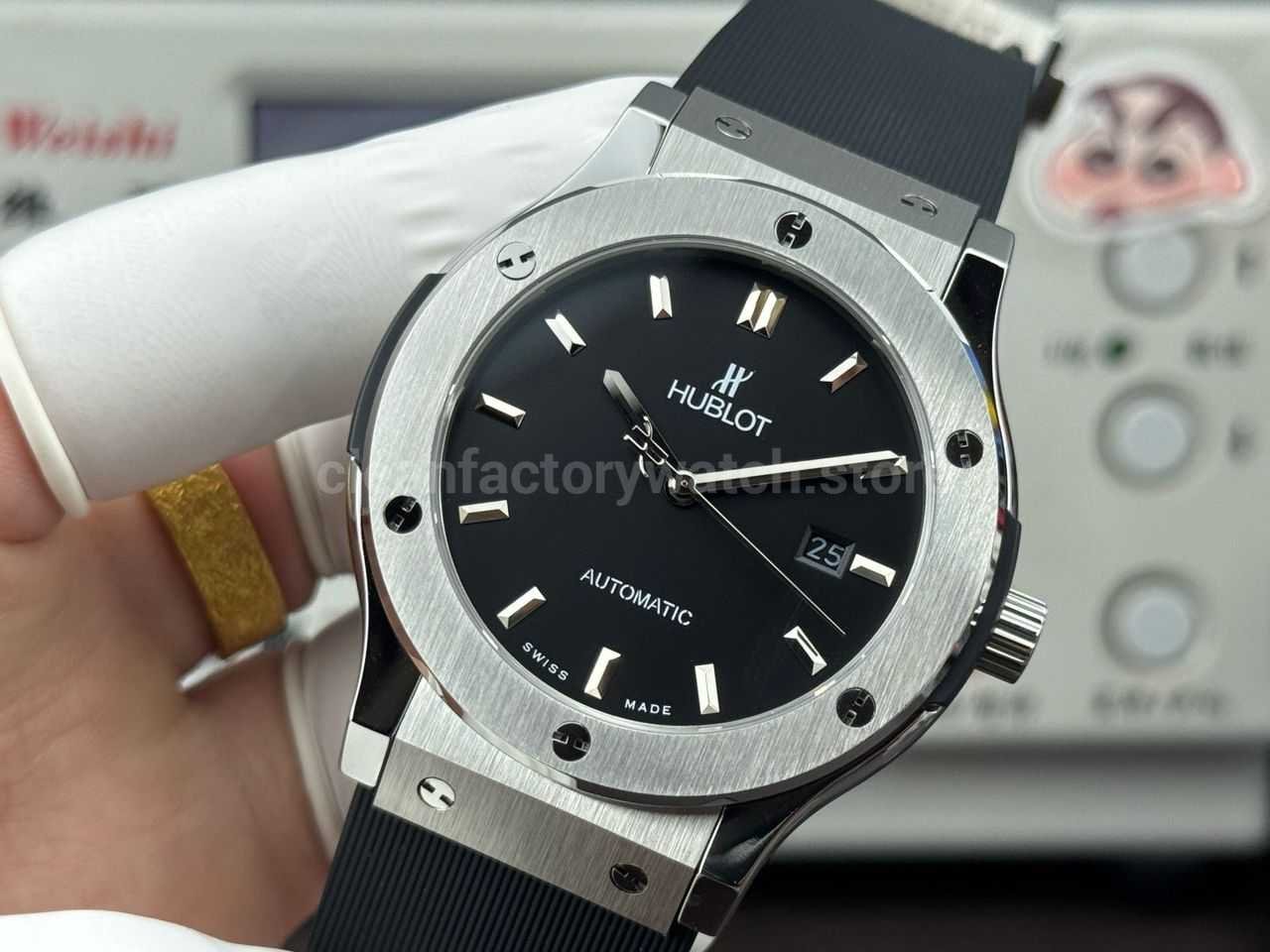 Hublot Classic Fusion slim case rubber strap replica