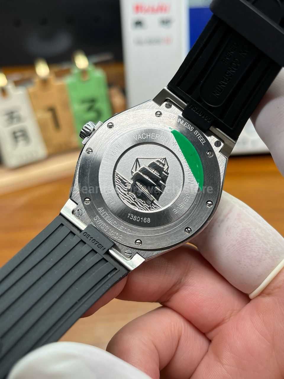 Vacheron Overseas bracelet rubber strap replica guide