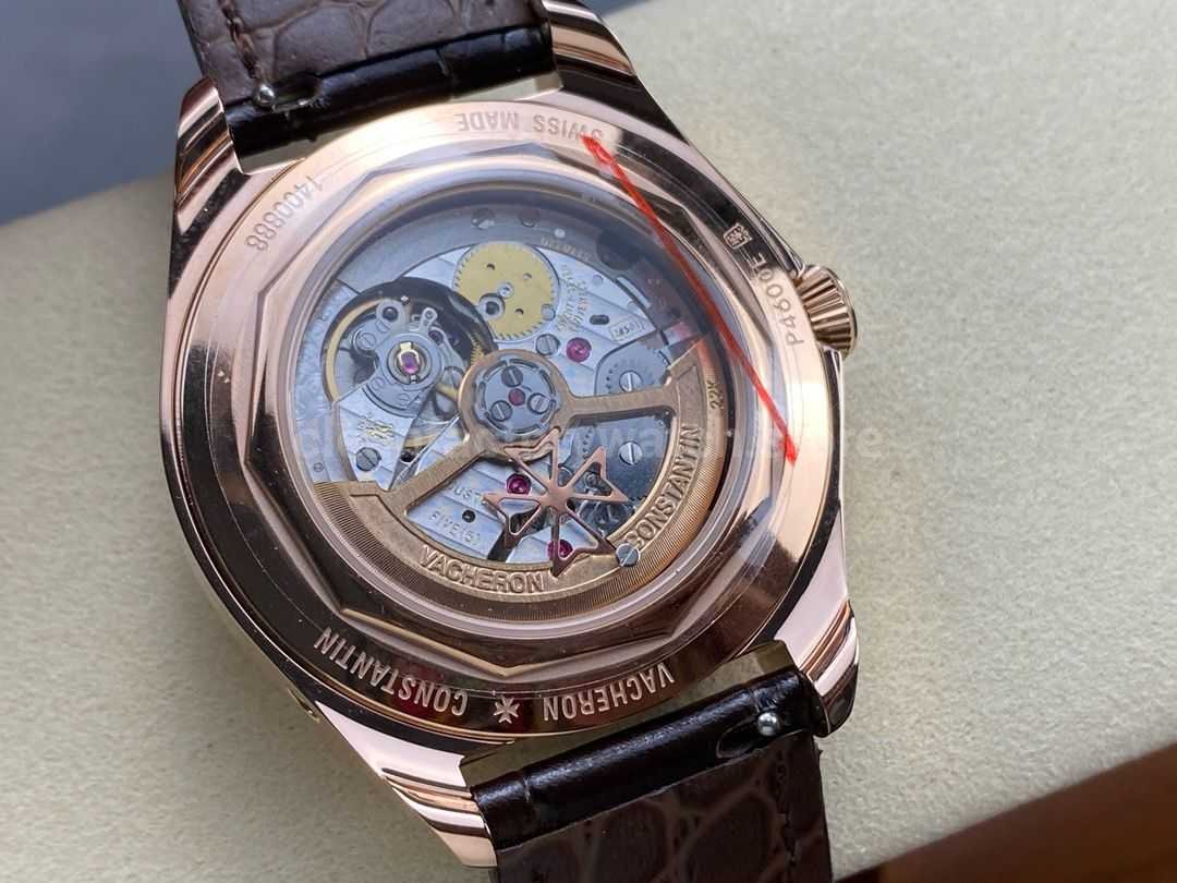 VC Fiftysix vintage-inspired daily watch replica