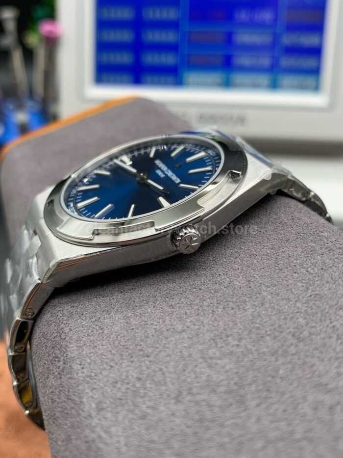 8F Factory Vacheron Constantin Overseas 2000V 40mm Full White Gold Blue Dial - Image 2