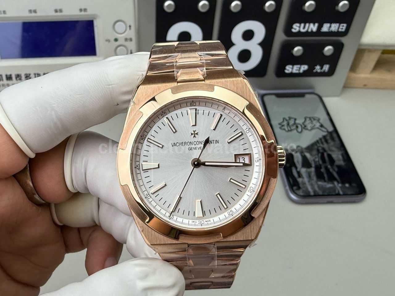 8F Factory Vacheron Constantin Overseas 4500v/000R-B127 41mm Full Rose Gold Silver Dial