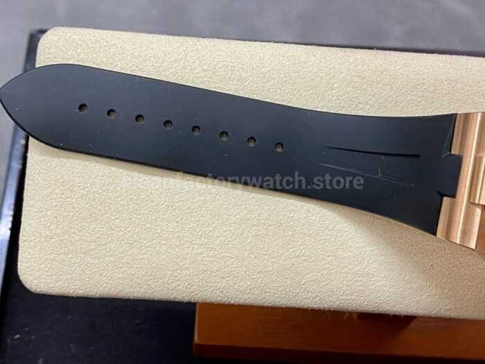 8F Factory Vacheron Constantin Overseas 47040/000R-9666 42mm Rubber Strap Arabic numerals Brown Dial - Image 4
