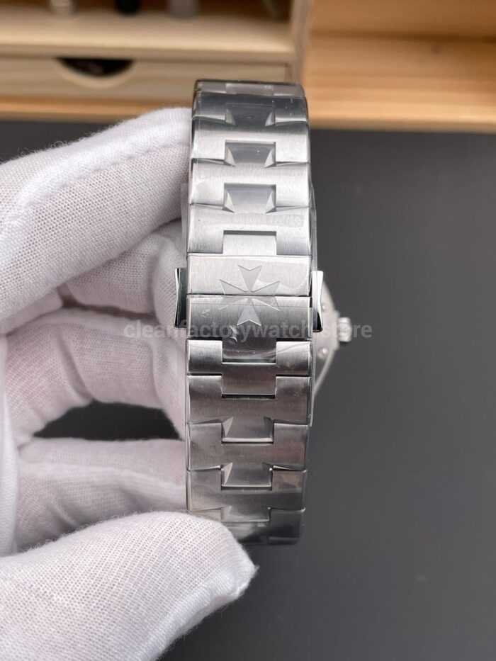 8F Factory Vacheron Constantin Overseas 47040/B01A-9094 42mm Full Steel Arabic numerals Black Dial - Image 8