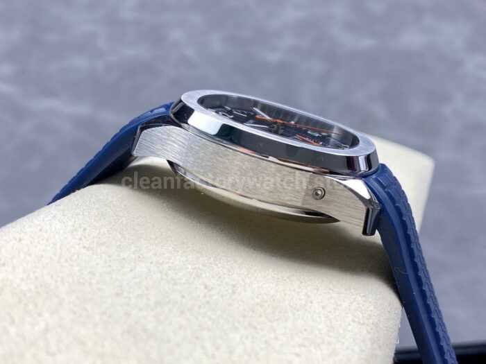 MMA Factory Patek Philippe Aquanaut 5968G 42.2mm White Gold Blue Rubber Strap Arabic Numerals Blue Dial - Image 6