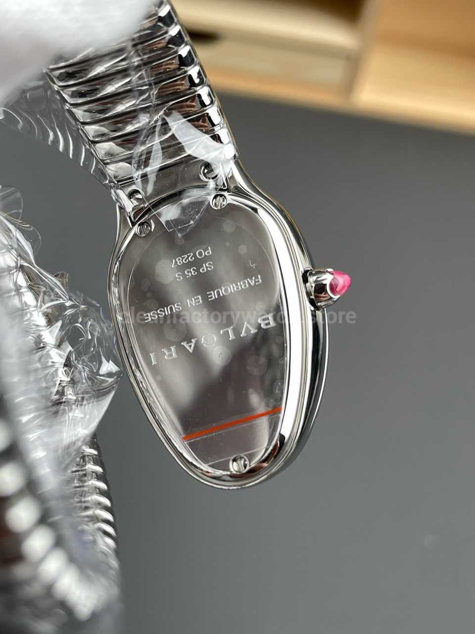 Bvlgari Serpenti replica 35mm curved case crown detail