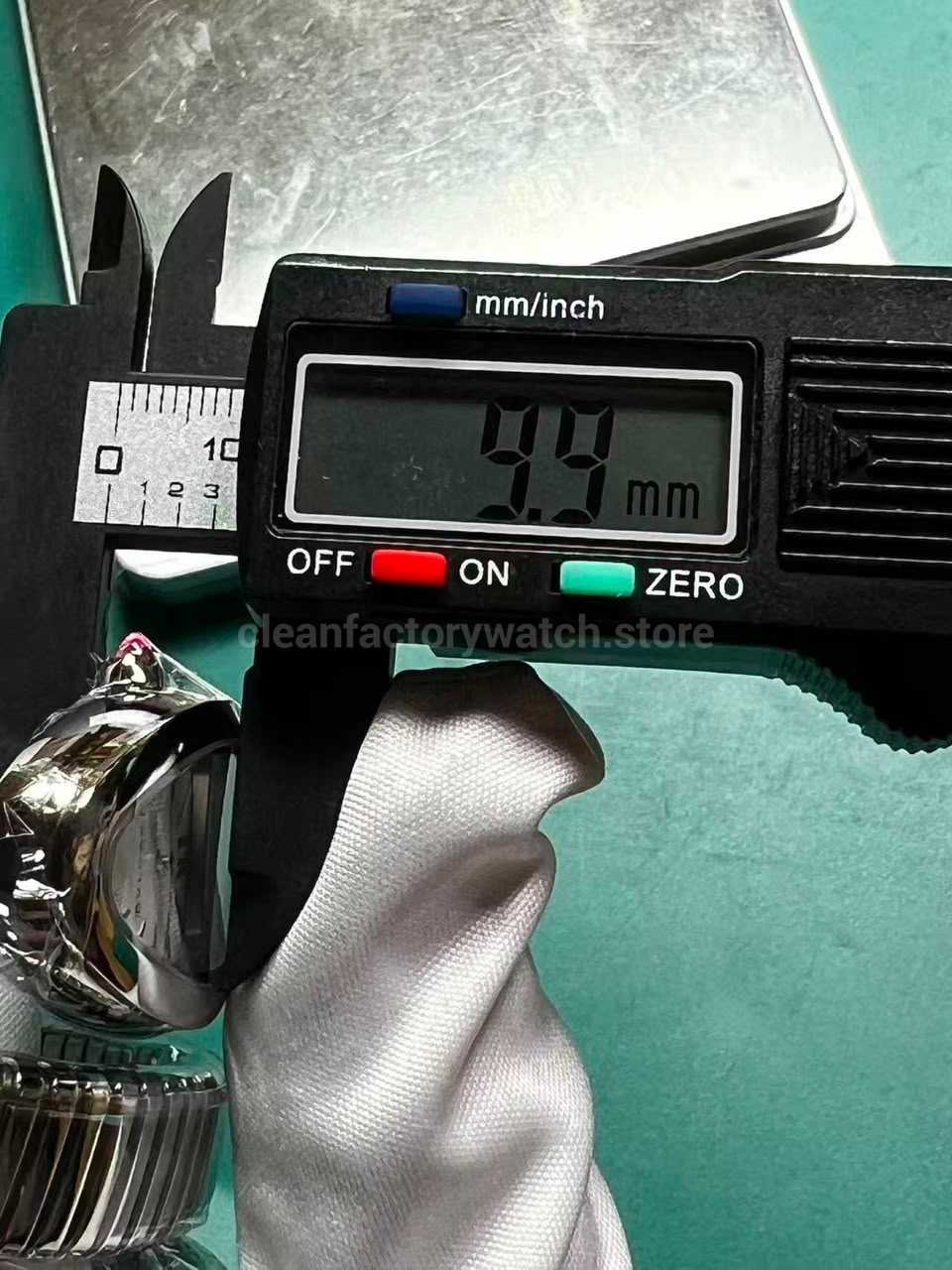 BV Factory Bvlgari Serpenti 9.9mm case thickness measurement