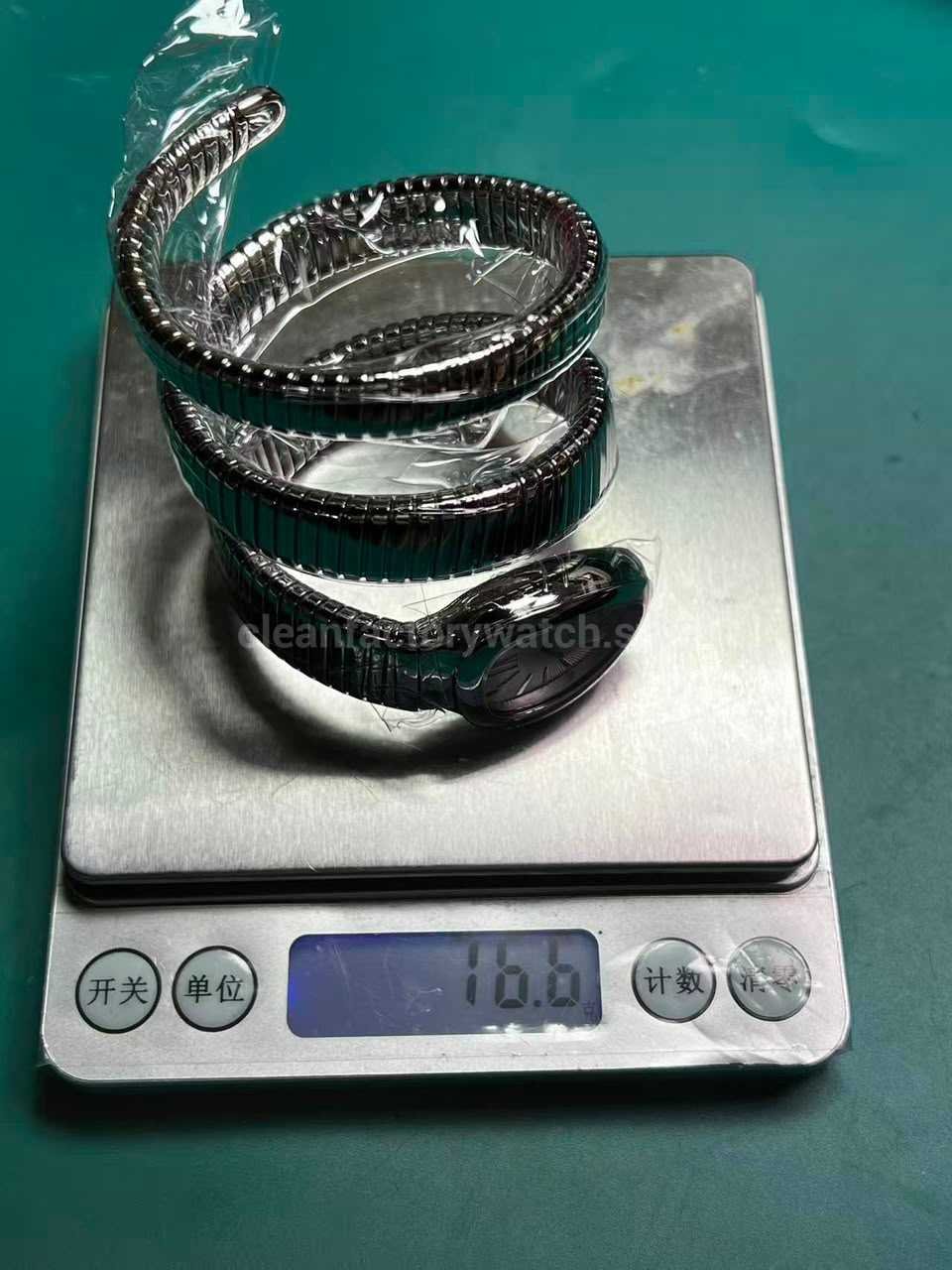 BV Factory Bvlgari Serpenti 35mm watch weighing 76.6g