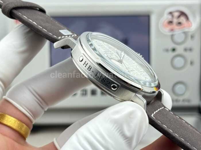 BR Factory Zenith Pilot Type 20 Extra Special 05.2430.67917.C902 45mm Steel Leather Strap Silver Dial - Image 6