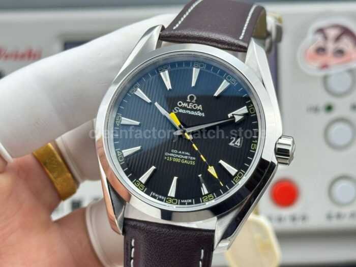 OVS Factory Omega Seamaster Aqua Terra 231.12.42.21.01.001 41mm Steel Brown Leather Strap Black Dial - Image 3
