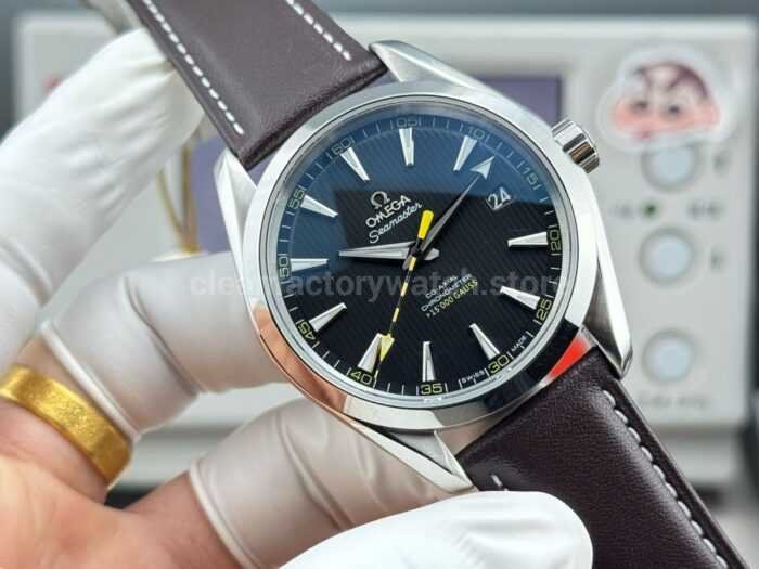 OVS Factory Omega Seamaster Aqua Terra 231.12.42.21.01.001 41mm Steel Brown Leather Strap Black Dial - Image 4