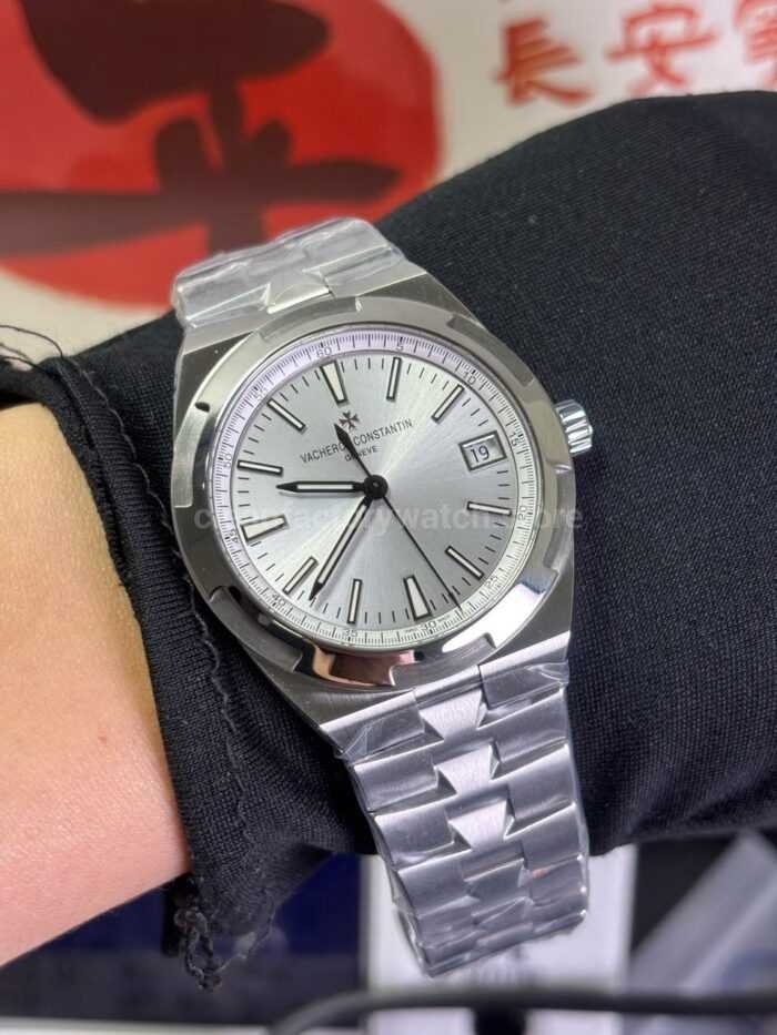 PPF Factory Vacheron Constantin Overseas 4500V/110A-B1412 41mm Full Steel Silver Dial - Image 4