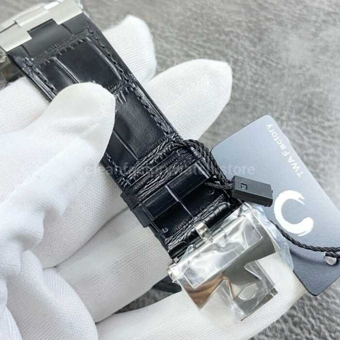TWA Factory Vacheron Constantin Overseas Dual Time 47450 42mm Leather Strap White Dial - Image 8